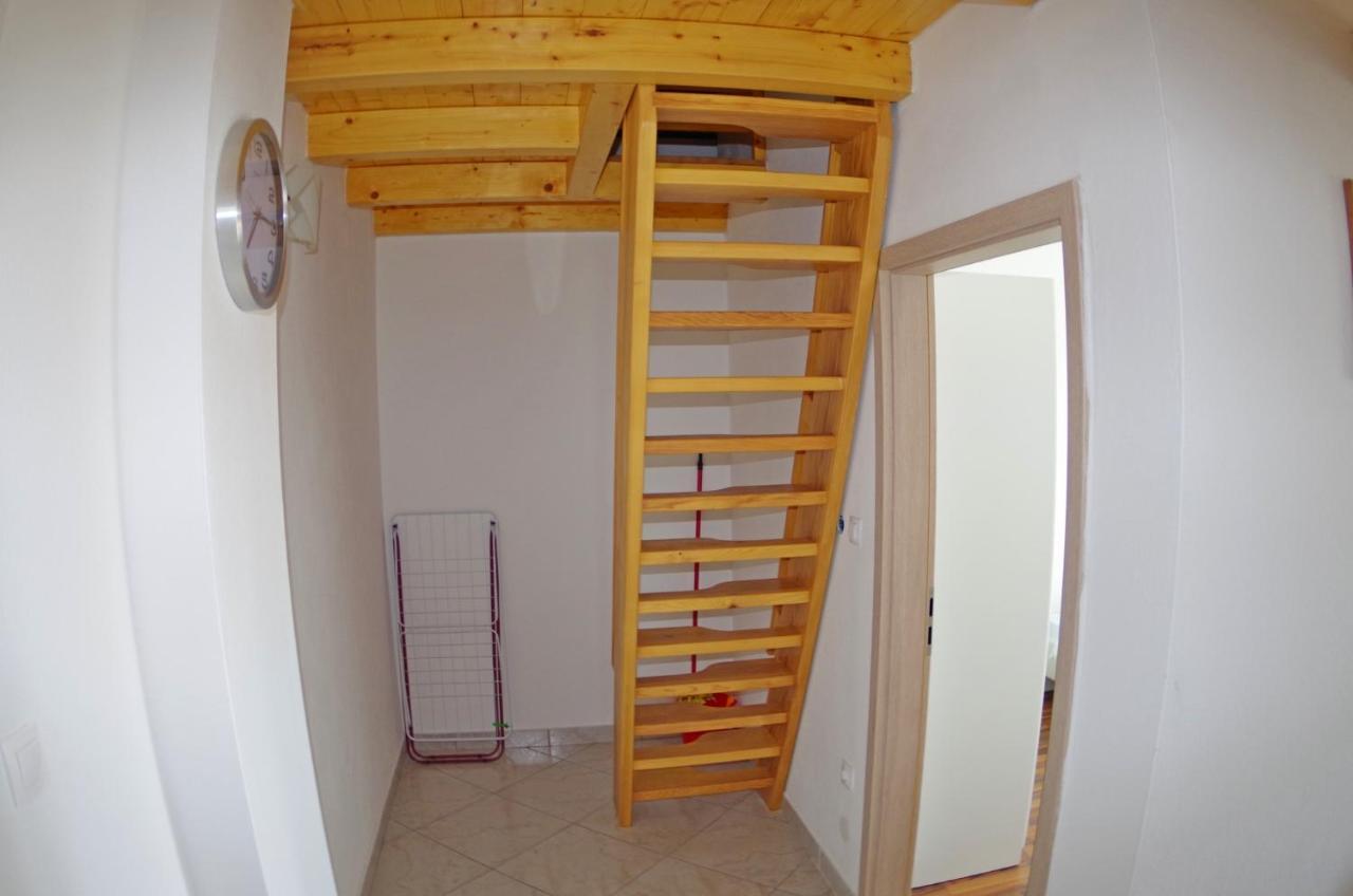 Holiday Apartments In House Sanja Rakalj Esterno foto